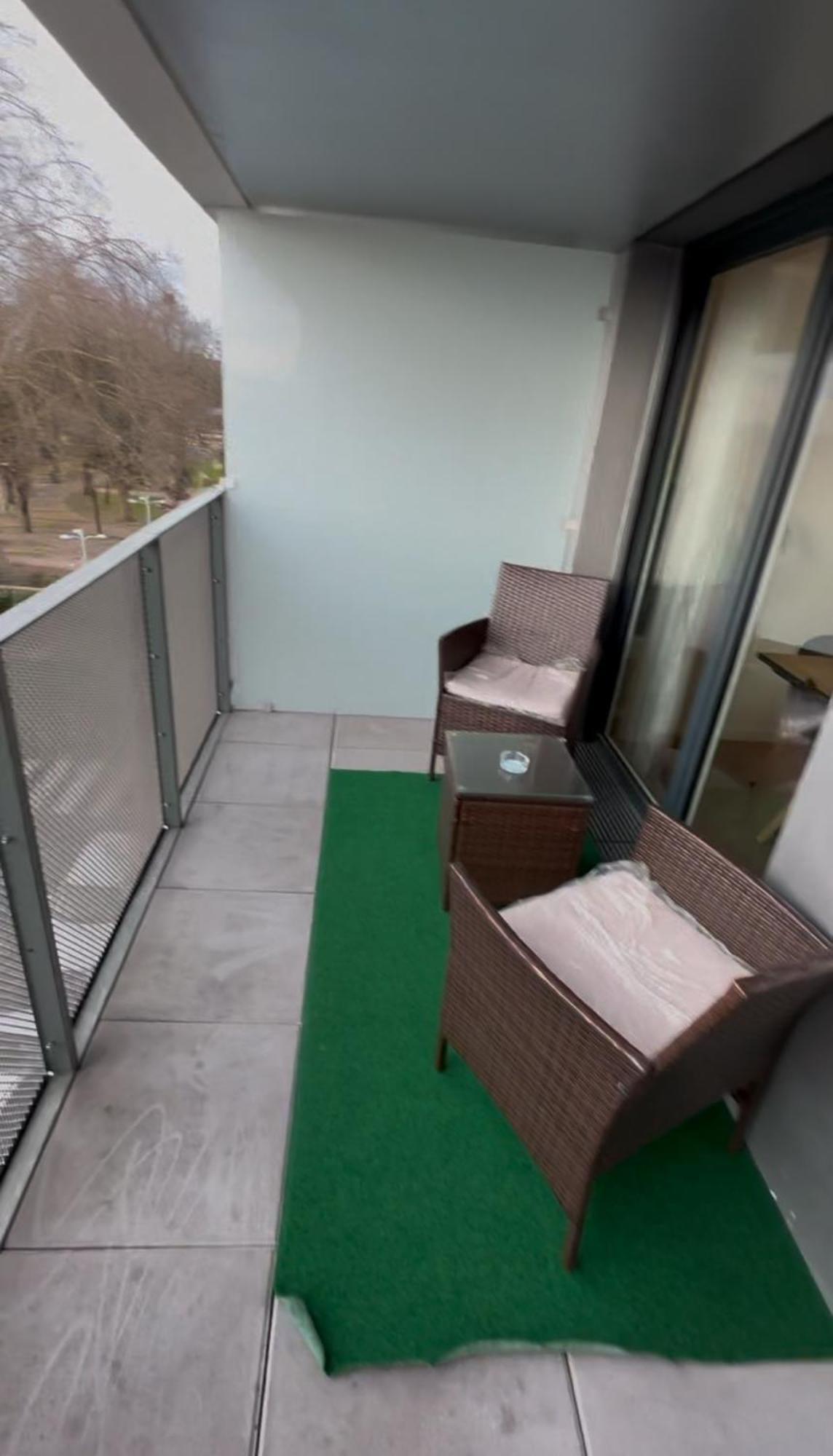 Agreable 3 Pieces Avec Parking Proche Gare Et Paris By Immo Kit Bnb La Courneuve Exterior foto