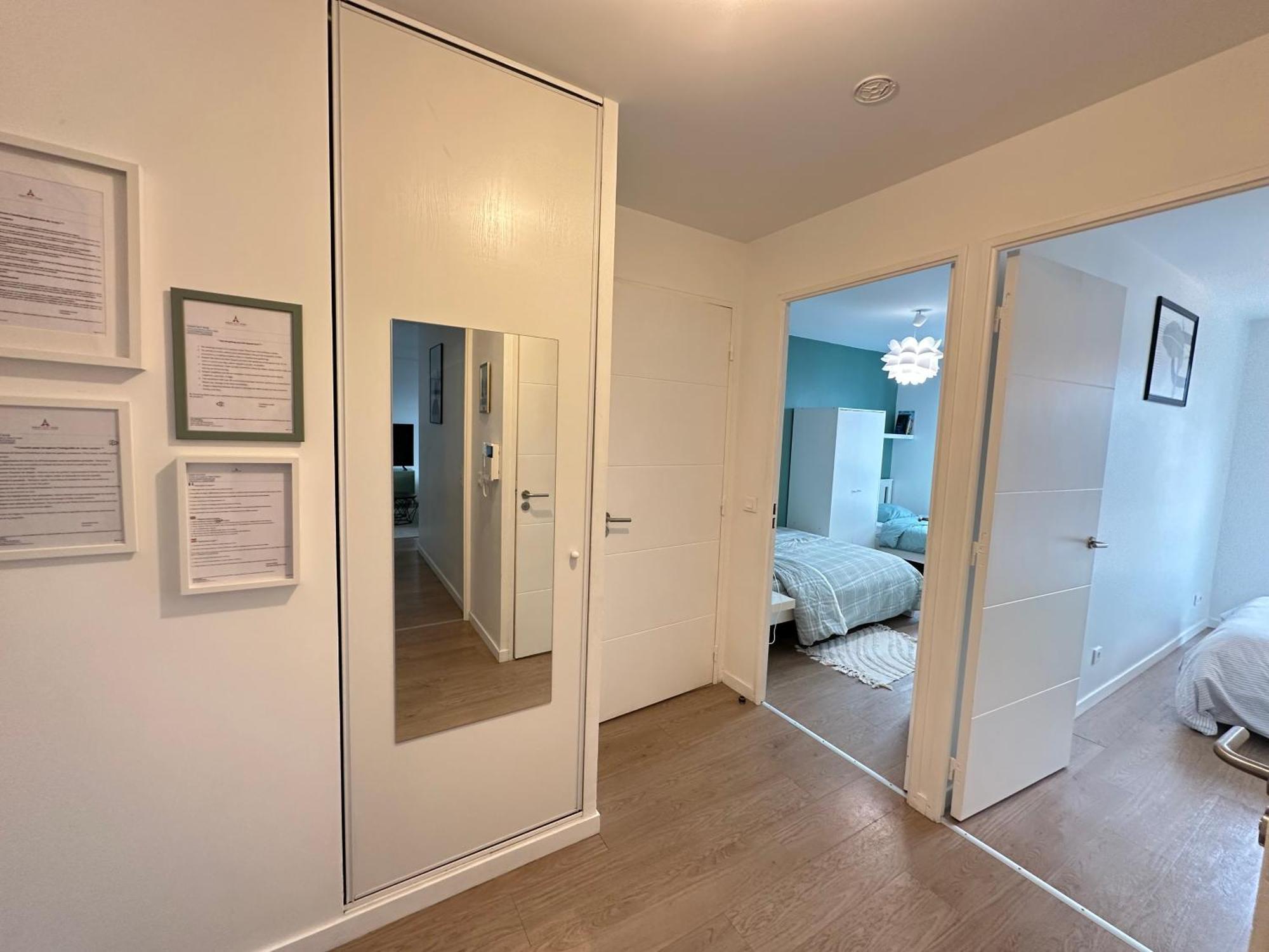 Agreable 3 Pieces Avec Parking Proche Gare Et Paris By Immo Kit Bnb La Courneuve Exterior foto
