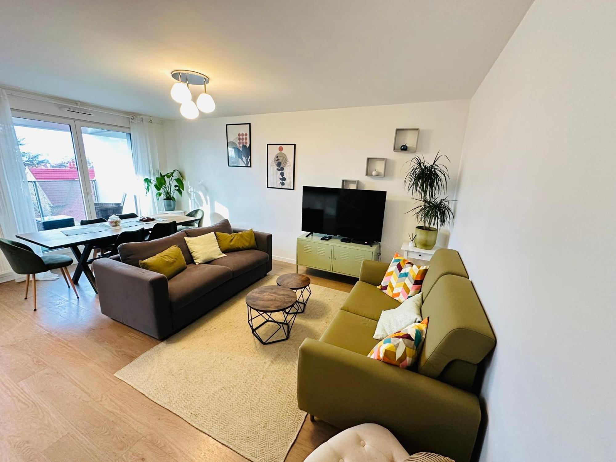 Agreable 3 Pieces Avec Parking Proche Gare Et Paris By Immo Kit Bnb La Courneuve Exterior foto